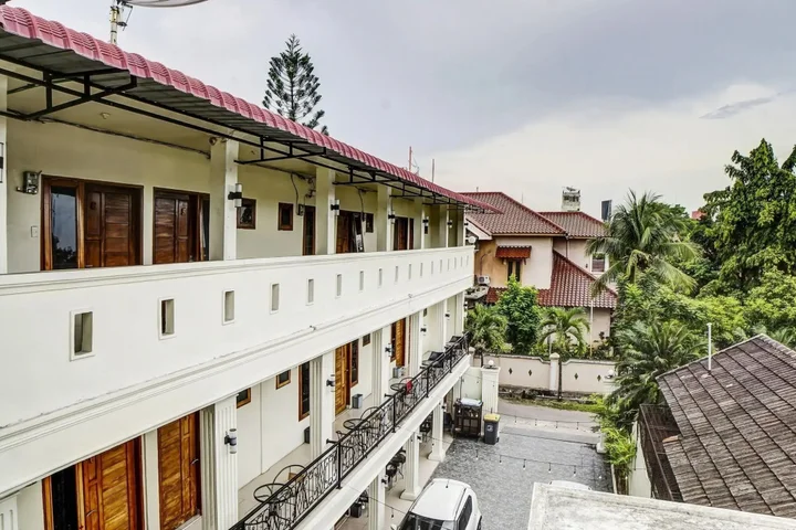 Медан: RedDoorz near Plaza Medan Fair