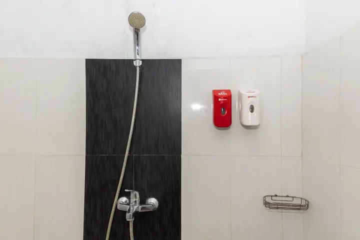 Манадо: RedDoorz Plus @ Paal 2 Manado