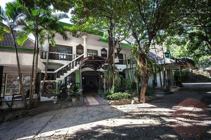 Маланг: RedDoorz near Balai Kota Malang