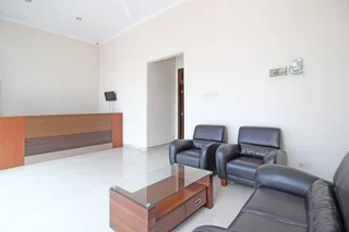 Депок: RedDoorz near Hartono Mall 3