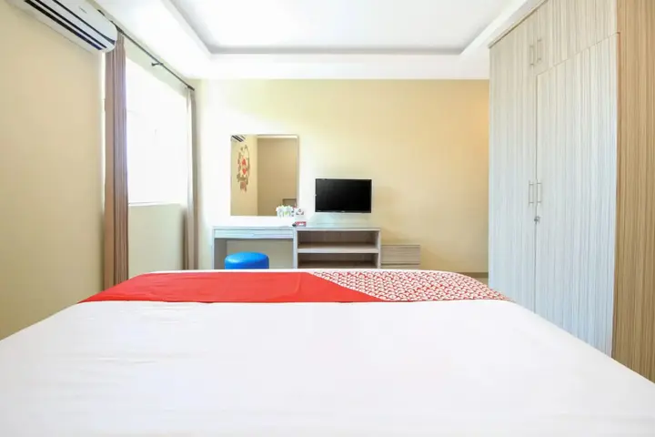 Сурабая: Super OYO Capital O 175 K-60 Residence