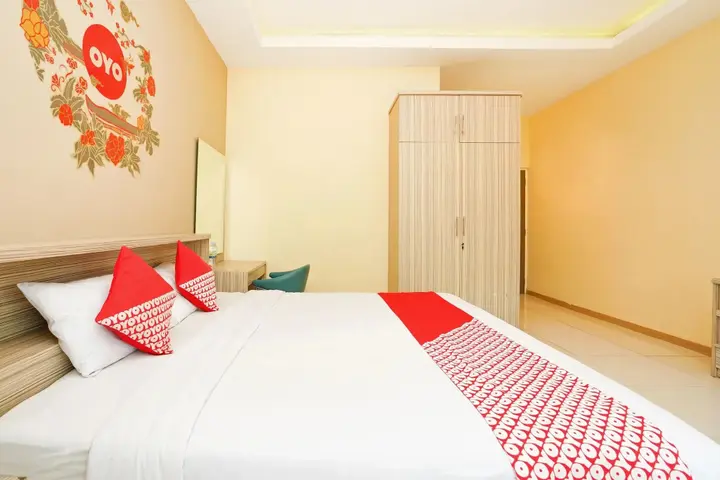 Сурабая: Super OYO Capital O 175 K-60 Residence