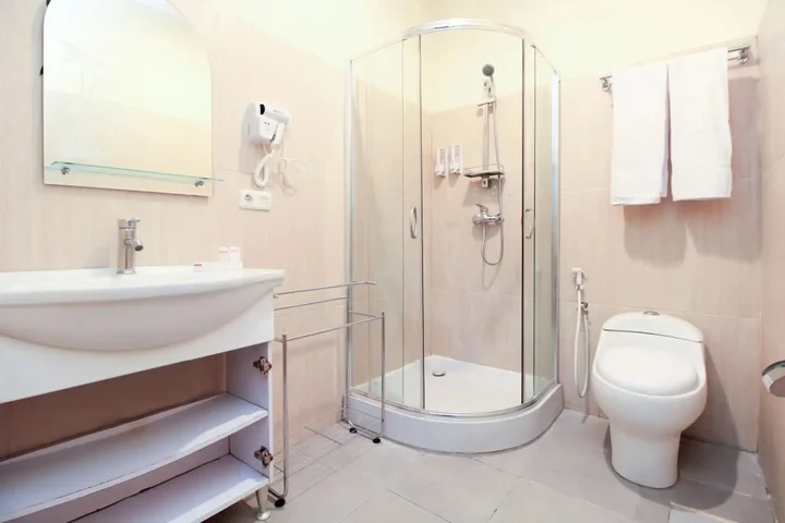 Сурабая: Super OYO Capital O 175 K-60 Residence