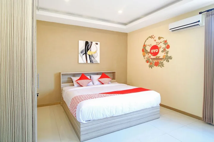 Сурабая: Super OYO Capital O 175 K-60 Residence