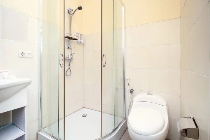 Сурабая: Super OYO Capital O 175 K-60 Residence