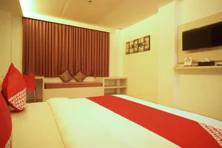 Палембанг: SUPER OYO Collection O 166 Hotel Princess