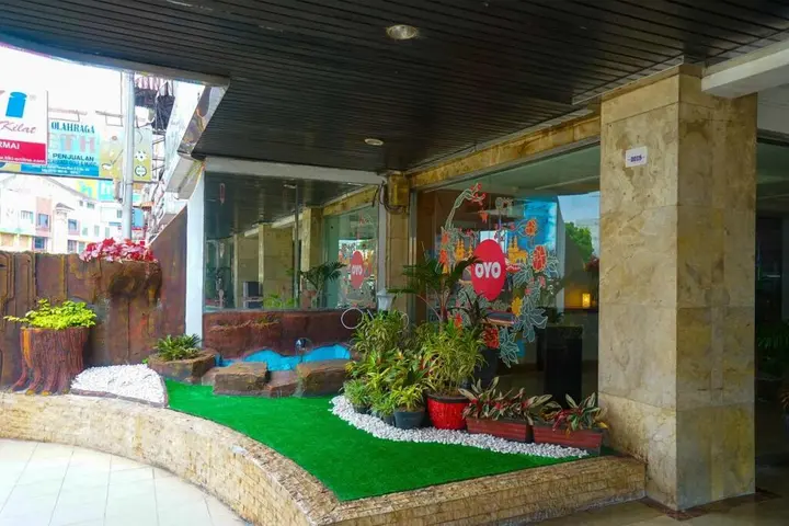 Палембанг: SUPER OYO Collection O 166 Hotel Princess