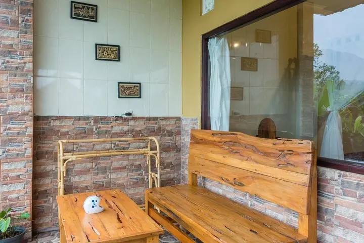 Батурити: Pondok Nyoman Bedugul