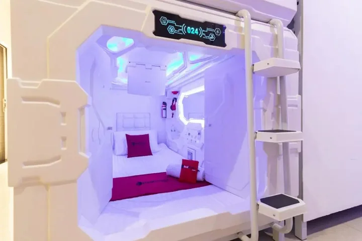 Медан: Capsule Inn Medan