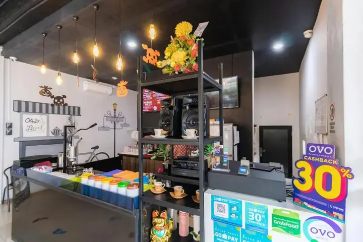 Медан: Capsule Inn Medan