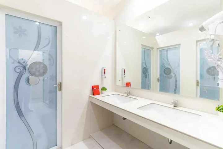 Медан: Capsule Inn Medan