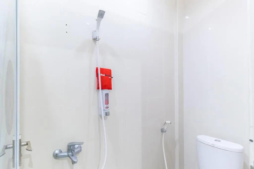 Медан: Capsule Inn Medan