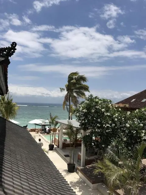 Лембонган-Айленд: Ohana's Beachfront Resort & Beach Club