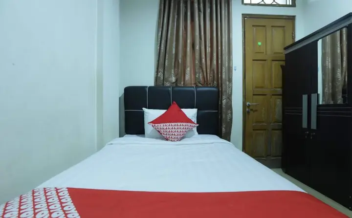 Джакарта: OYO 176 Near Cideng Virgo Residence