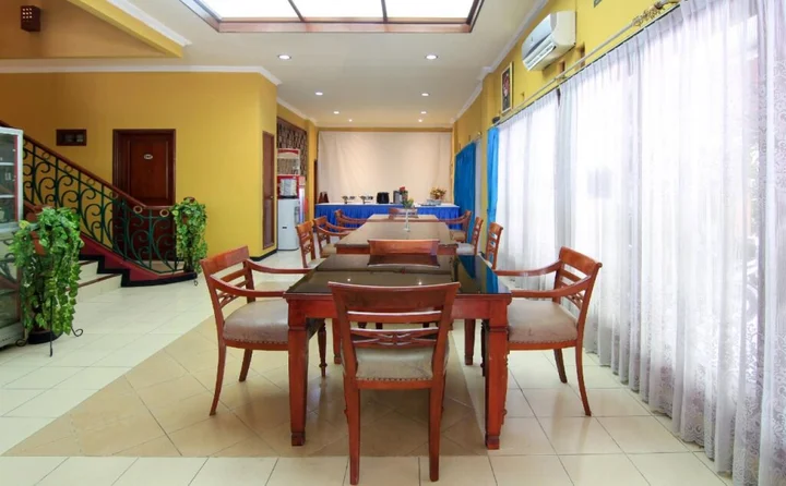 Сурабая: OYO 109 Pucangkerep Residence