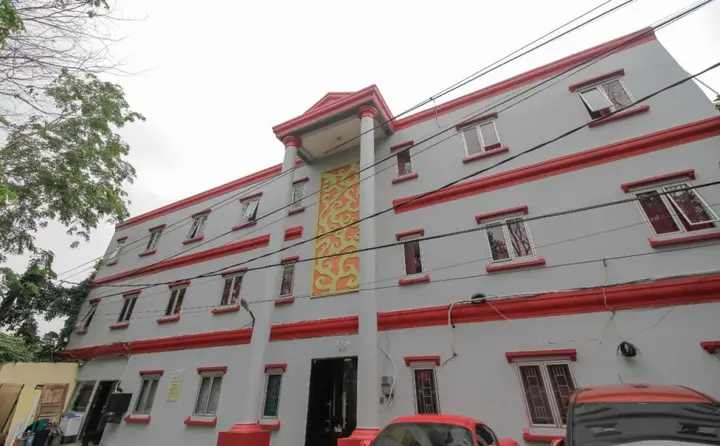 Тангеранг: RedDoorz Plus near Budi Luhur University Jakarta