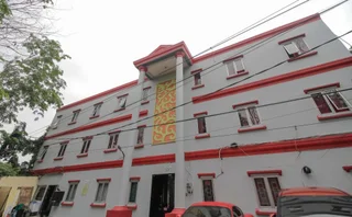 Тангеранг: RedDoorz Plus near Budi Luhur University Jakarta