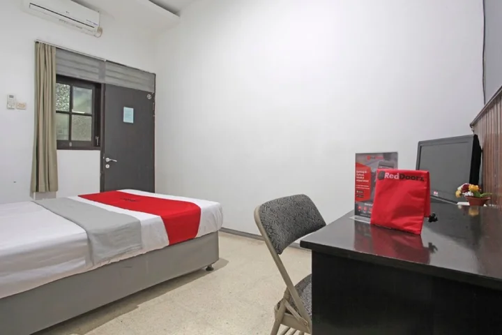 Маланг: RedDoorz @ Soekarno Hatta 2