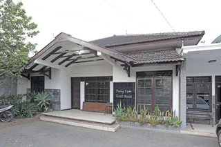 Маланг: RedDoorz @ Soekarno Hatta 2
