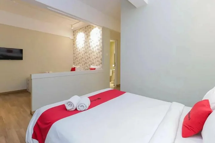 Маланг: RedDoorz Plus @ Riverside Malang