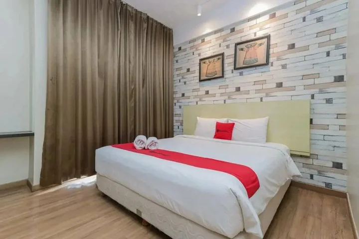 Маланг: RedDoorz Plus @ Riverside Malang