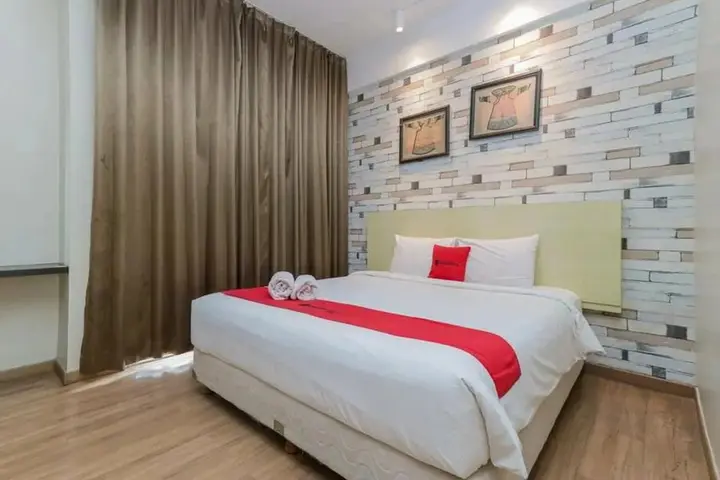 Маланг: RedDoorz Plus @ Riverside Malang