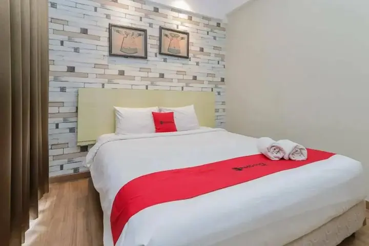 Маланг: RedDoorz Plus @ Riverside Malang