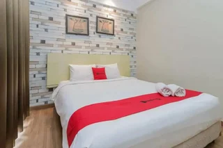 Маланг: RedDoorz Plus @ Riverside Malang