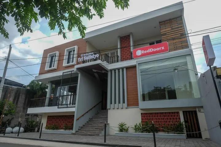 Суракарта: RedDoorz Syariah near Stadion Manahan Solo 2