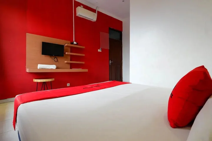 Семаранг: RedDoorz near Universitas Diponegoro 2