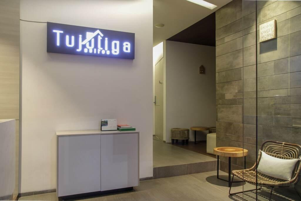 Джакарта: Tujutiga Suites