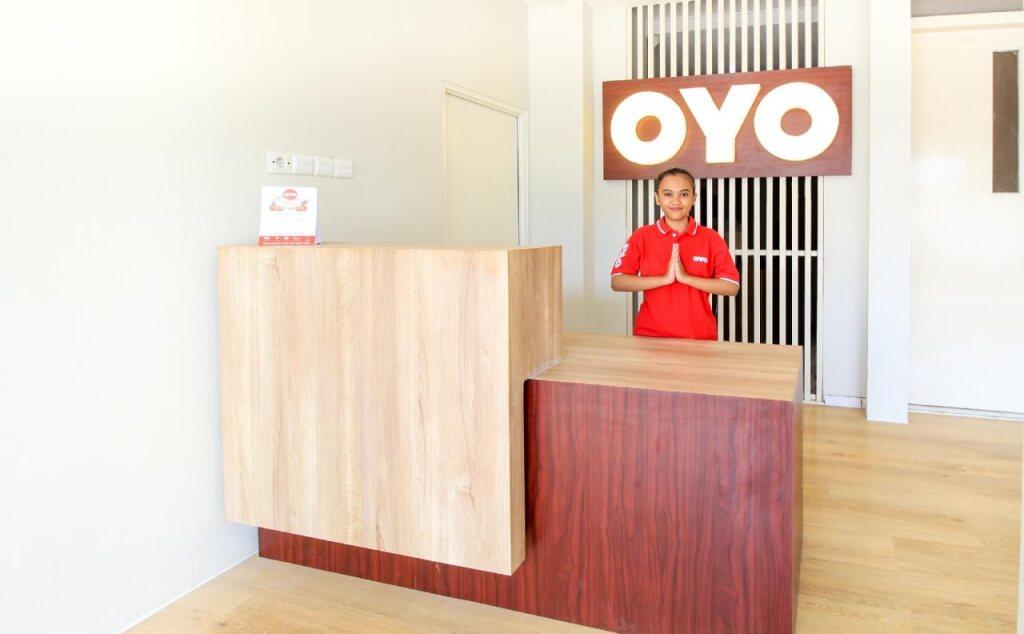 Сурабая: SUPER OYO 168 K-15 Residence