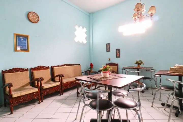 Маланг: Hotel Setia Budi