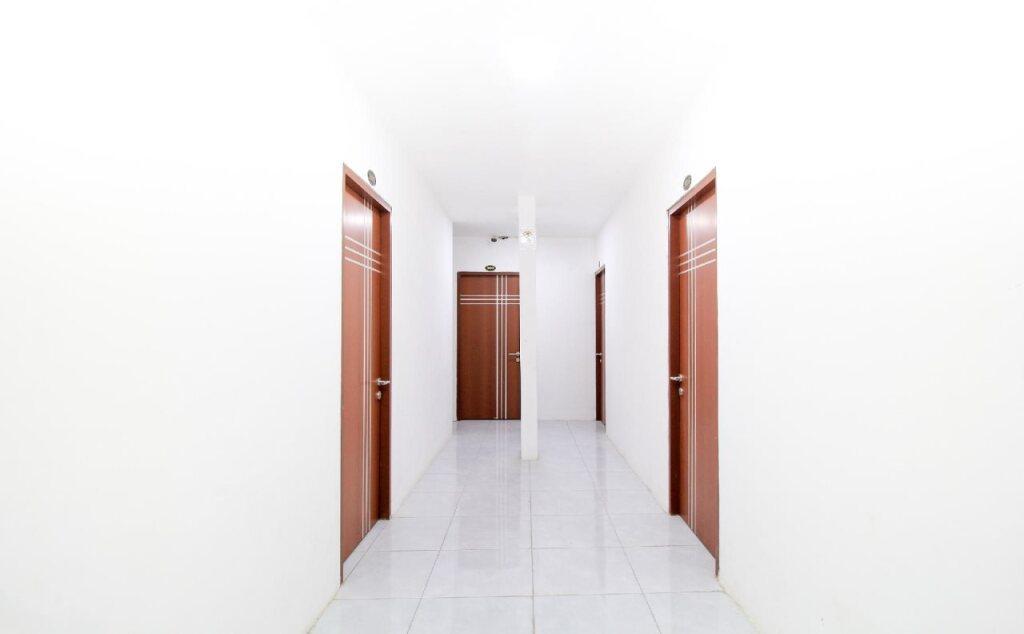 Сурабая: Super Capital O 217 A1 Hotel