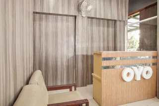 Сурабая: OYO 164 Ang's Residence