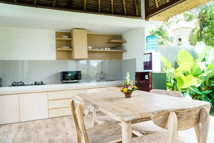 Тегаллаланг: Three Gold Luxury Private Villa