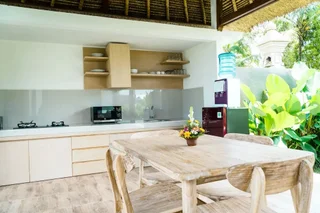 Тегаллаланг: Three Gold Luxury Private Villa