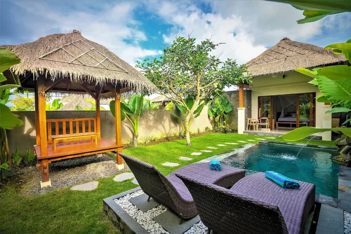 Тегаллаланг: Three Gold Luxury Private Villa