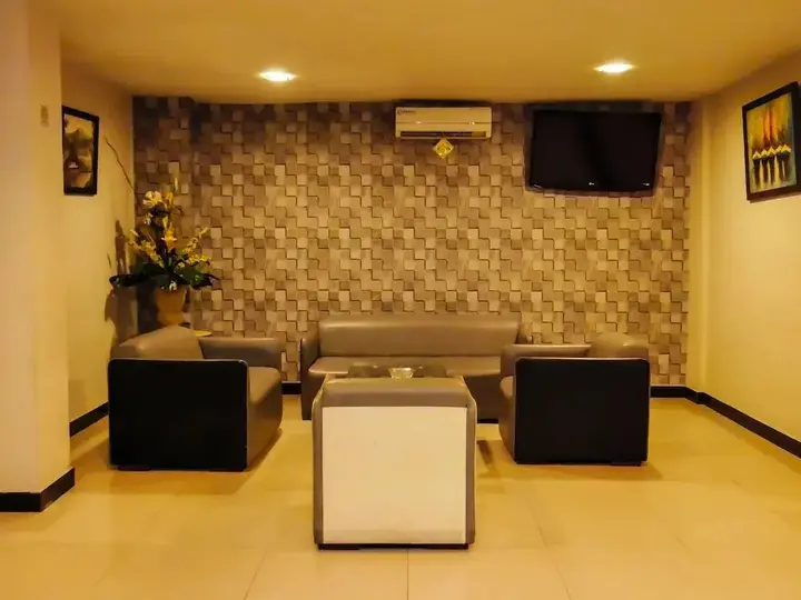 Медан: OYO 238 Hotel Grand Darussalam Syariah
