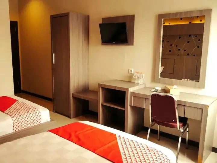 Медан: OYO 238 Hotel Grand Darussalam Syariah