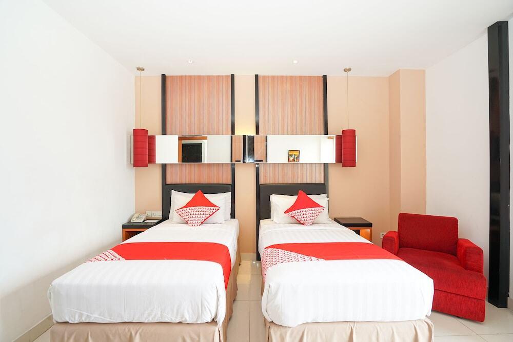 Сурабая: Prime Royal Boutique Hotel