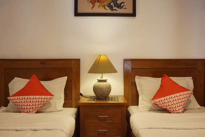 Депок: OYO 244 Griya Cemara Homestay