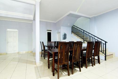 Батуретно: Almaidah Homestay