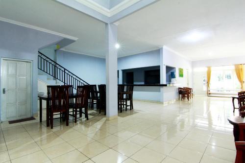 Батуретно: Almaidah Homestay