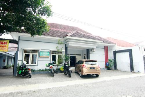 Батуретно: Almaidah Homestay