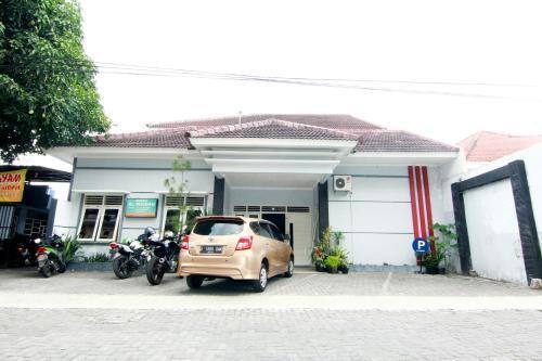 Батуретно: Almaidah Homestay