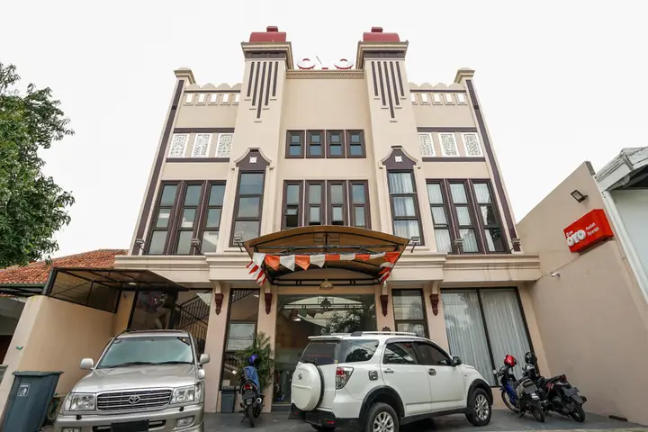 OYO 240 Audah Sevana Syariah Hotel — фото 1