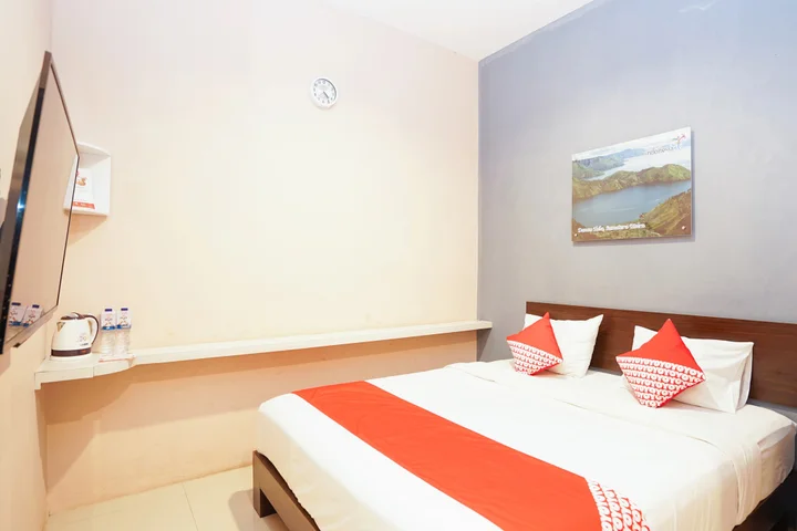 Сурабая: OYO 240 Audah Sevana Syariah Hotel