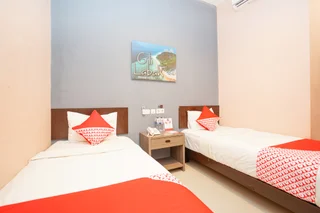 Сурабая: OYO 240 Audah Sevana Syariah Hotel
