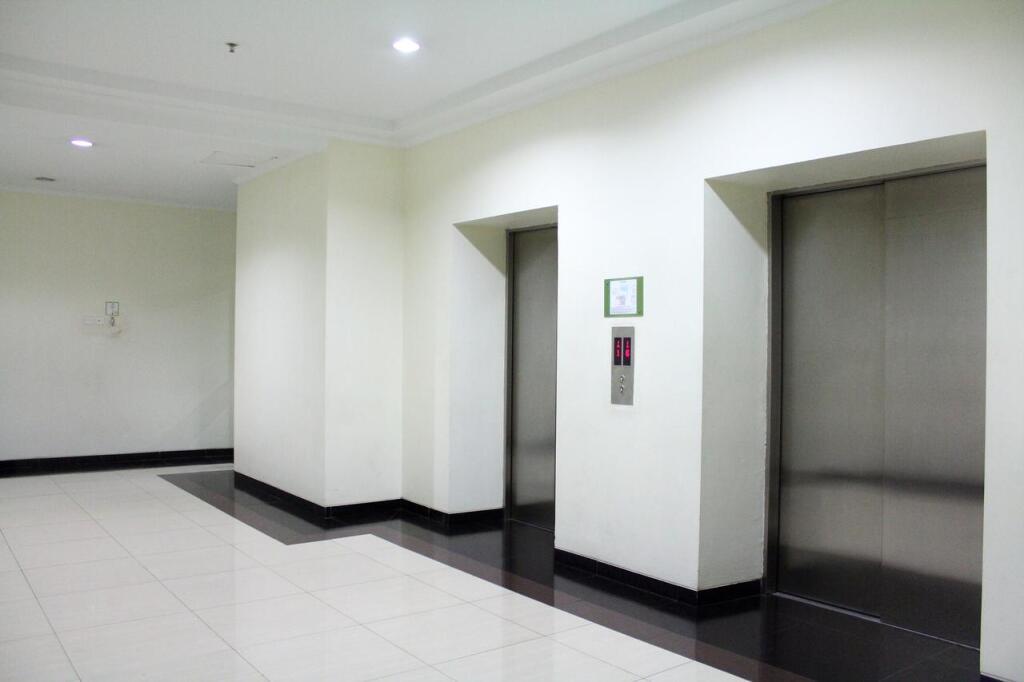 Депок: OYO 266 Margonda Residence 5